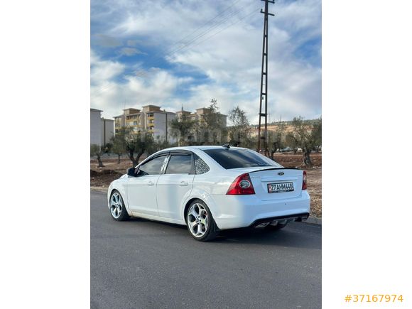 Sahibinden Ford Focus 1.6 TDCi Titanium 2010 Model