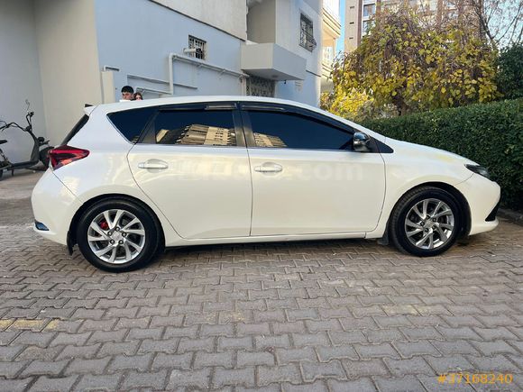 Sahibinden Toyota Auris 1.6 Active Skypack 2016 Model