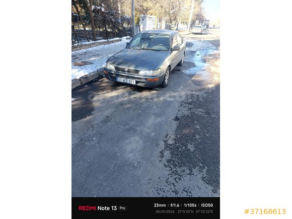 Sahibinden Toyota Corolla 1.3 XL 1993 Model  500.000 km Yeşil