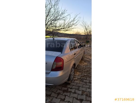 Sahibinden Hyundai Accent Era 1.6 Mode 2011 Model