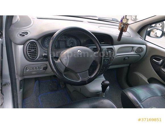 Sahibinden Renault Scenic 1.6 Dynamique 2003 Model