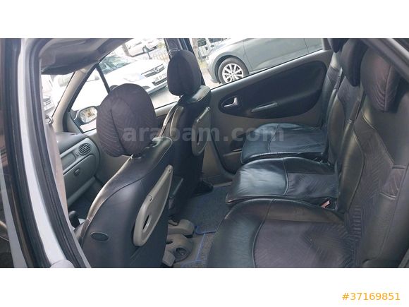 Sahibinden Renault Scenic 1.6 Dynamique 2003 Model