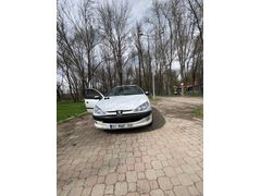 Sahibinden Peugeot 206 1.6 XT 2001 Model  270.000 km Beyaz