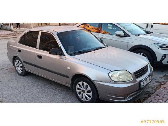 Sahibinden Hyundai Accent 1.5 CRDi Admire 2006 Model  345.000 km Gri (Gümüş)