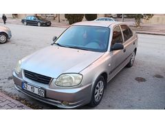 Sahibinden Hyundai Accent 1.5 CRDi Admire 2006 Model  345.000 km Gri (Gümüş)