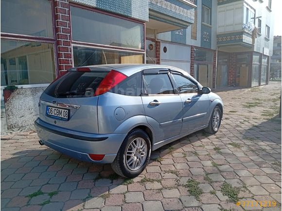 Sahibinden Ford Focus 1.6 Ghia 2005 Model