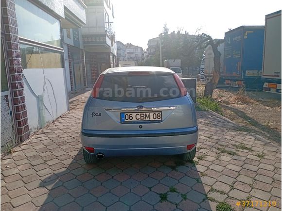 Sahibinden Ford Focus 1.6 Ghia 2005 Model