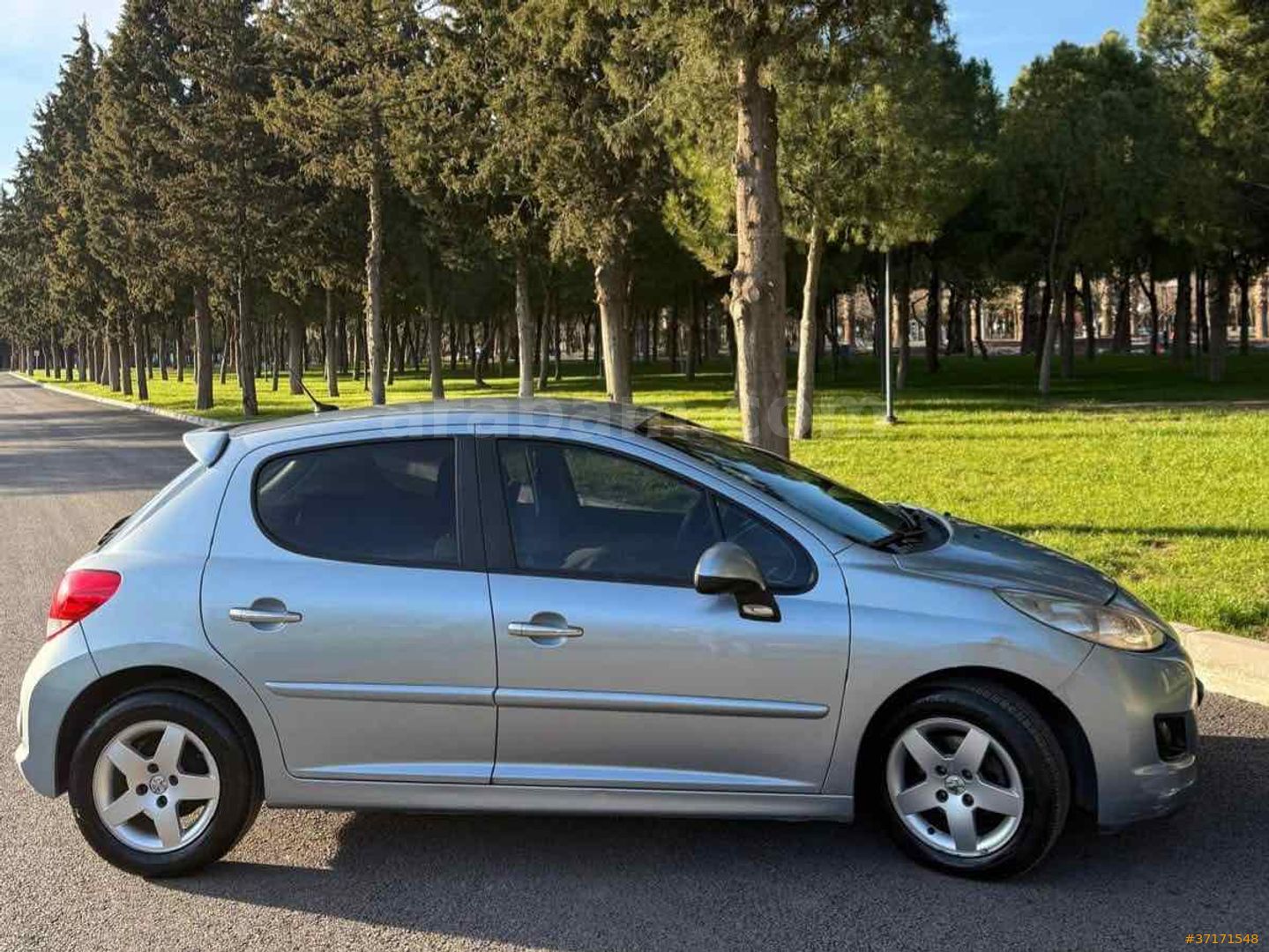 Sahibinden Peugeot 207 1.4 Trendy 2010 Model Manisa 139.000 km