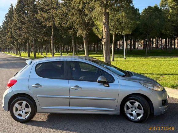 Sahibinden Peugeot 207 1.4 Trendy 2010 Model 
