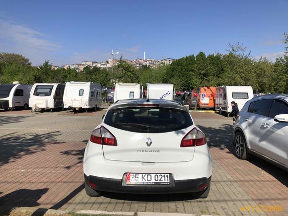 Sahibinden Renault Megane 1.5 dCi Touch Plus 2015 Model  198.000 km Beyaz