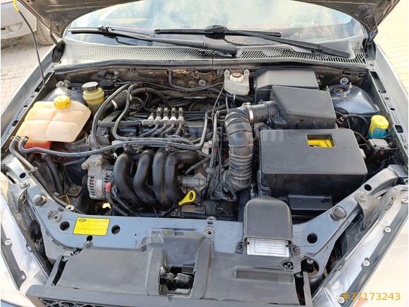 Sahibinden Ford Focus 1.6 Ghia 2002 Model