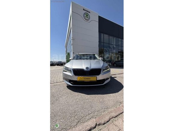 SKODA KONMAR'DAN SUPERB COMBI 1.6 TDİ 120 PS