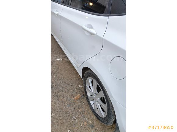 Sahibinden Hyundai Accent Blue 1.6 CRDI Prime 2014 Model