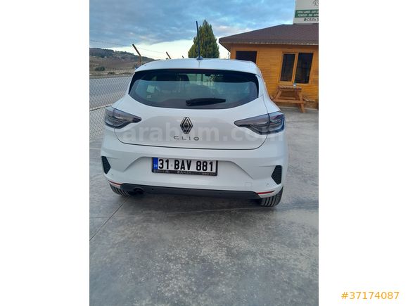 Sahibinden Renault Clio 1.0 TCe Evolution 2025 Model 
