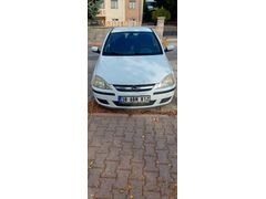 TEMIZ, HASARSIZ ARABA ISTEYENLER ICIN..OGRETMENDEN HATASIZ BOYASIZ Opel Corsa 1.2 Twinport Essentia 2006 Model