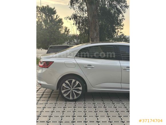 Sanruflu megane  hatasız en dolusu