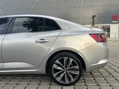 Sanruflu megane  hatasız en dolusu