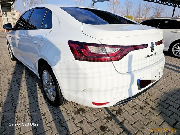 Sahibinden Renault Megane 1.3 TCe Joy 2021 Model