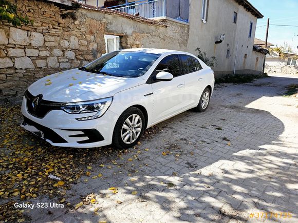 Sahibinden Renault Megane 1.3 TCe Joy 2021 Model