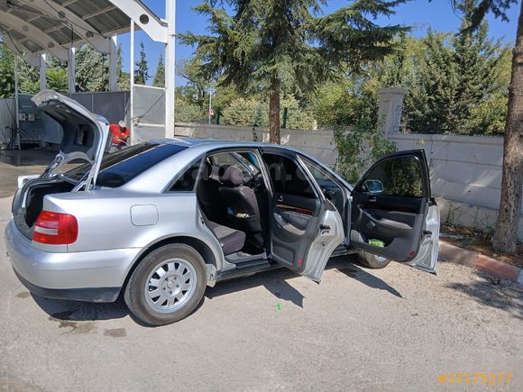 Sahibinden Audi A4 Sedan 1.6 2000 Model