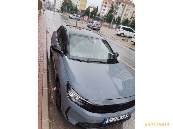 7600 km Opel Corsa 1.2 T GS 2024 Model Mersin