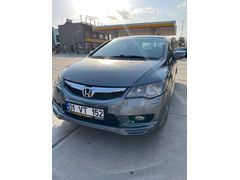 Sahibinden Honda Civic 1.6 Premium 2010 Model  265.000 km Gri (Gümüş)