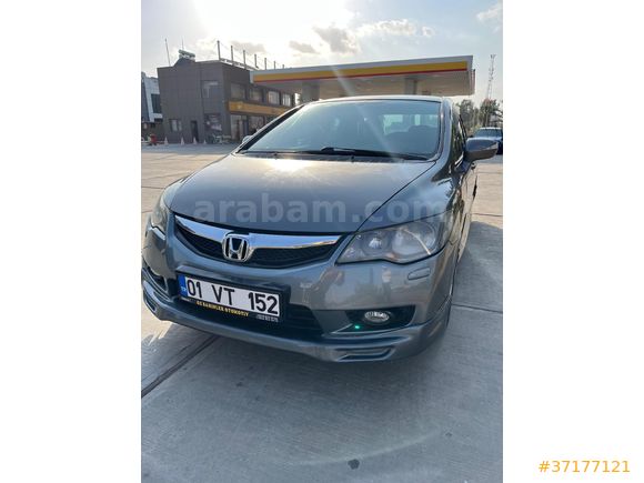 Sahibinden Honda Civic 1.6 Premium 2010 Model  265.000 km Gri (Gümüş)