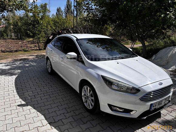 Sahibinden Ford Focus 1.6 Ti-VCT Titanium 2015 Model 