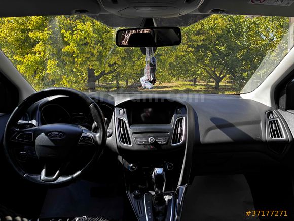 Sahibinden Ford Focus 1.6 Ti-VCT Titanium 2015 Model 