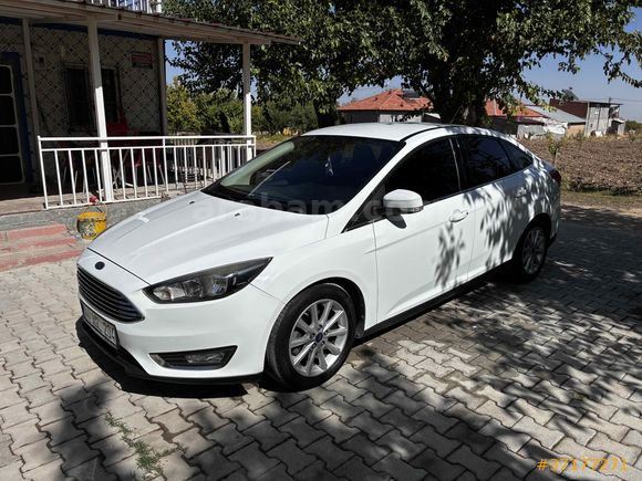 Sahibinden Ford Focus 1.6 Ti-VCT Titanium 2015 Model 