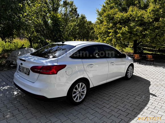 Sahibinden Ford Focus 1.6 Ti-VCT Titanium 2015 Model 