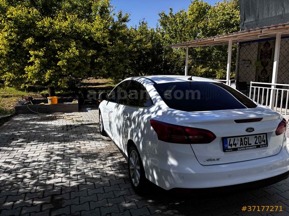 Sahibinden Ford Focus 1.6 Ti-VCT Titanium 2015 Model 