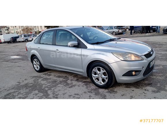 Memurdan satılık 2010 model Ford Focus 1.6 Comfort 2,5 Kasa