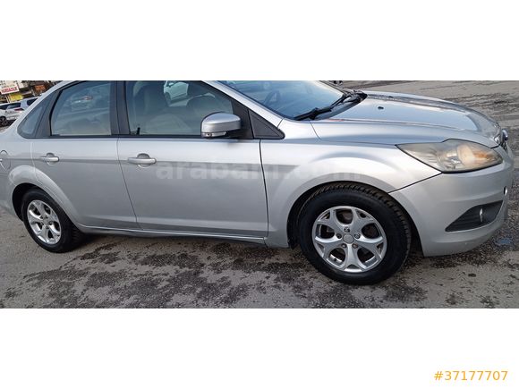 Memurdan satılık 2010 model Ford Focus 1.6 Comfort 2,5 Kasa