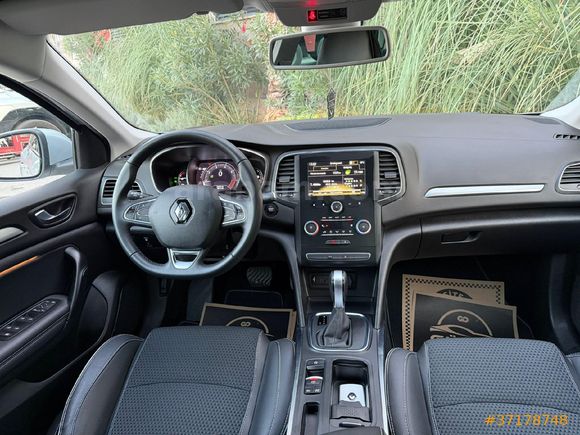 Sahibinden Renault Megane 1.3 TCe Icon 2020 Model