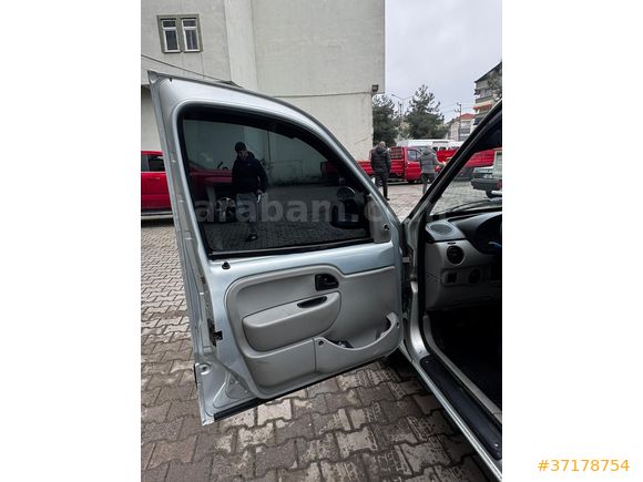Sahibinden Renault Kangoo 1.5 dCi Authentique 2006 Model