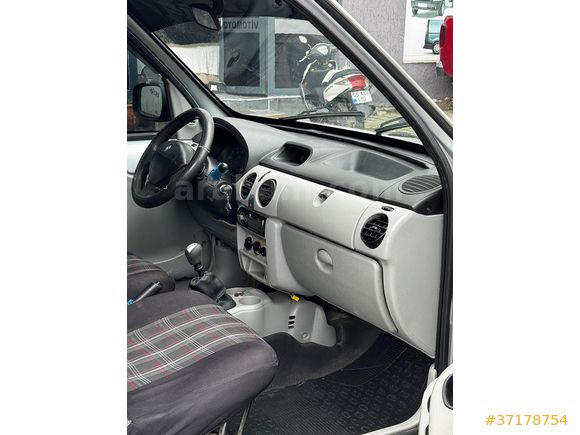 Sahibinden Renault Kangoo 1.5 dCi Authentique 2006 Model