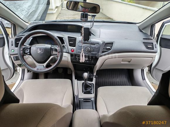 Sahibinden Honda Civic 1.6 i-VTEC Dream 2015 Model