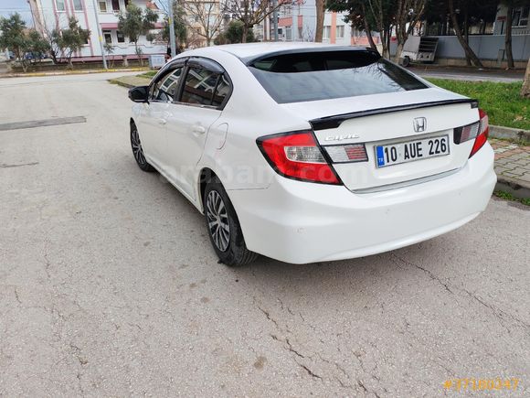 Sahibinden Honda Civic 1.6 i-VTEC Dream 2015 Model