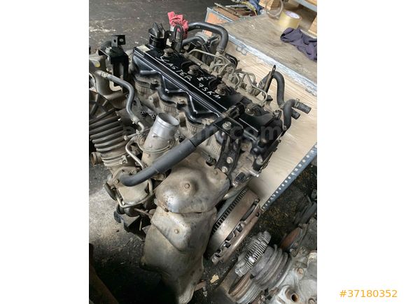 Nissan Skystar NP 300 motor 75000 km
Otosuat 05358252609