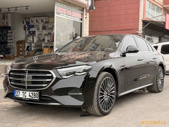 Mercedes - Benz E 180 Exclusive 2025 Model  ARKA AKS 