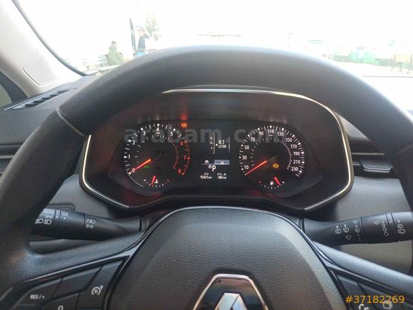 Sahibinden Renault Clio 1.0 TCe Icon 2021 Model 