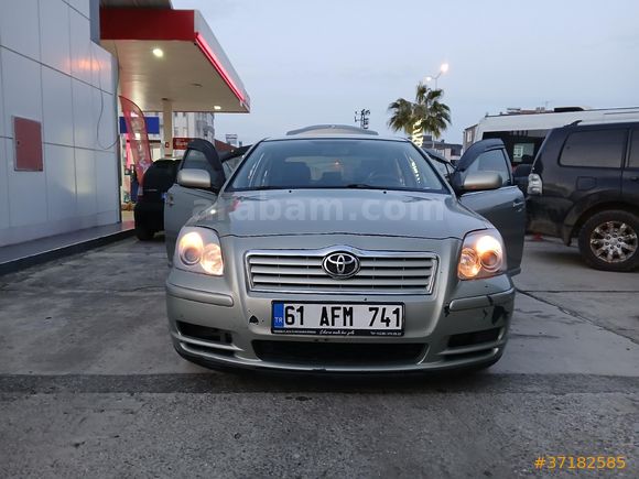 SAHİBİNDEN 163BİN KM 1.6 AVENSİS