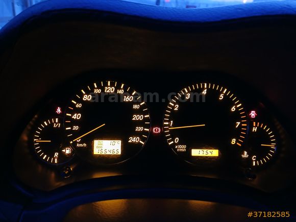 SAHİBİNDEN 163BİN KM 1.6 AVENSİS