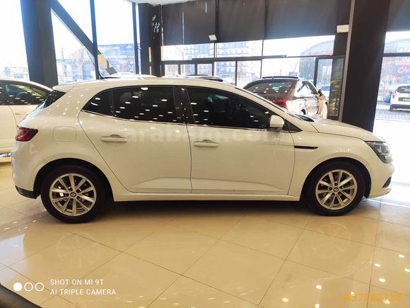 Sahibinden Renault Megane 1.5 dCi Touch 2017 Model 