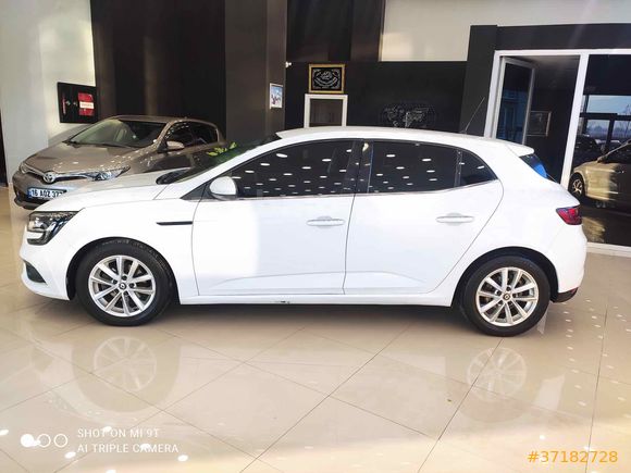 Sahibinden Renault Megane 1.5 dCi Touch 2017 Model 