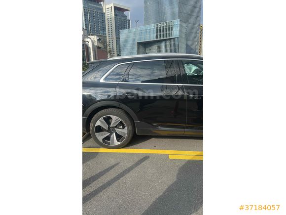 Sahibinden Audi Q8 E-Tron Advanced 2024 Model 
