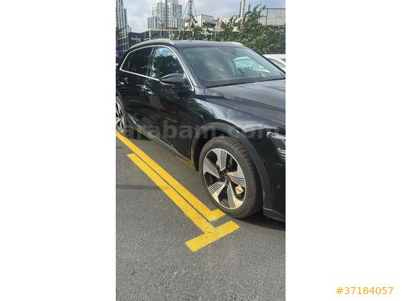 Sahibinden Audi Q8 E-Tron Advanced 2024 Model 