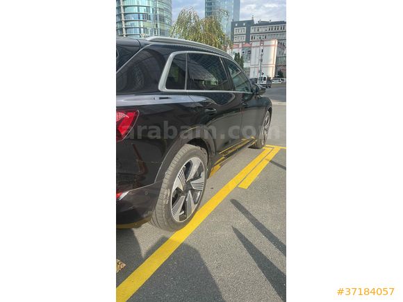 Sahibinden Audi Q8 E-Tron Advanced 2024 Model 
