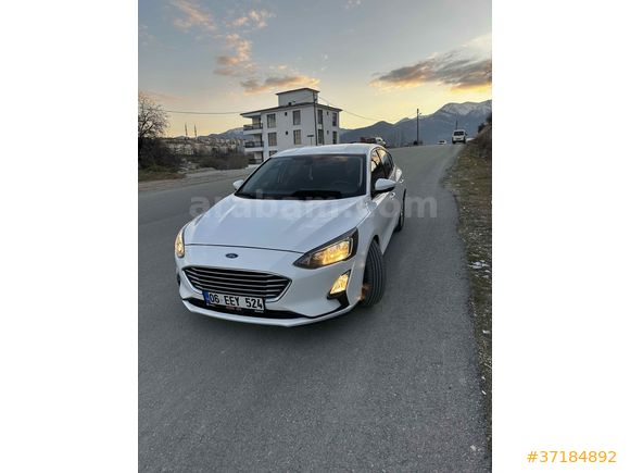Sahibinden Ford Focus 1.5 TDCi Trend X 2020 Model Denizli 160000 km Beyaz